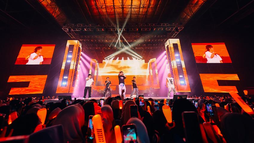 2023 iKON World Tour Take Off in JAKARTA